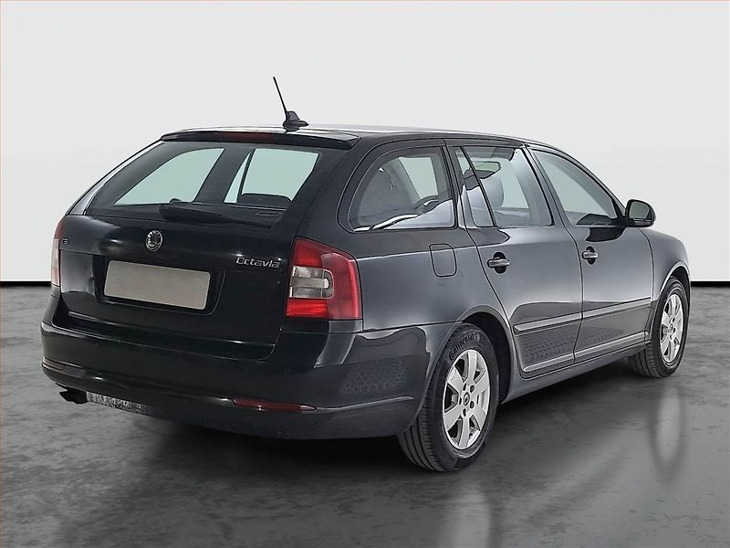 Škoda Octavia (2012) 1.4 TSI, Tempomat - fotka 5 z 18