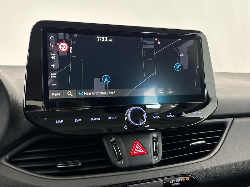 Hyundai i30 Smart DCT - fotka 23 z 26