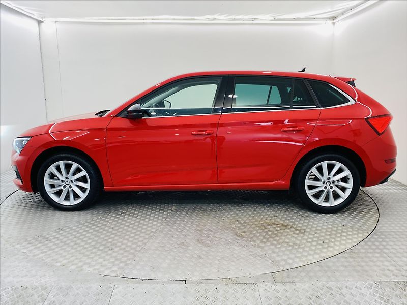 Škoda Scala 1,5 TSI 110kW DSG Style - fotka 3 z 25