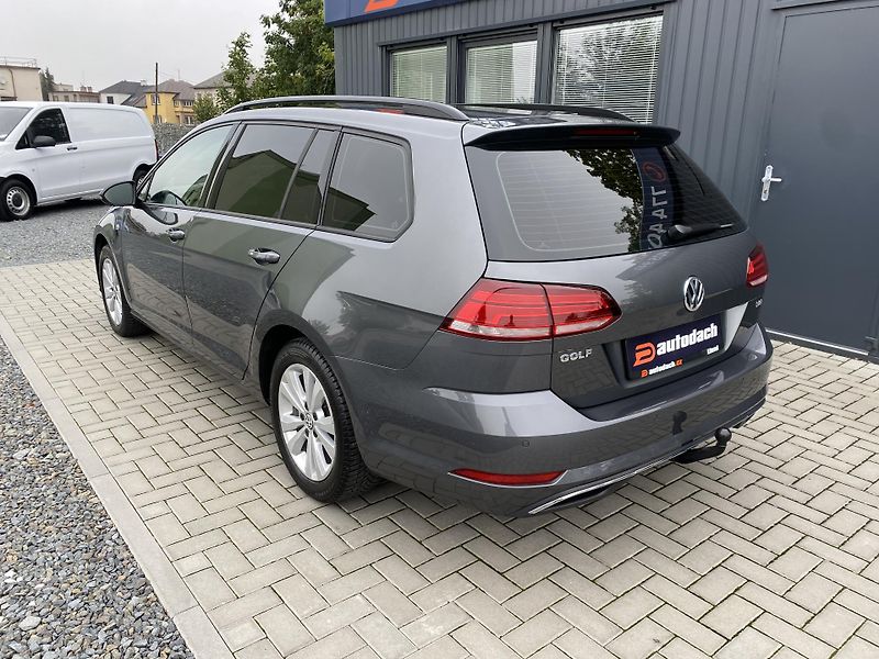 Volkswagen Golf 1.4 TSI 92kW-1xMAJ.-LED- ACC - fotka 3 z 44