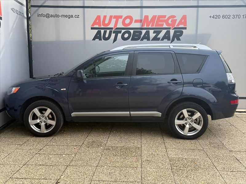 Mitsubishi Outlander 2,4 MIVEC 125kW-LPG-4x4-SERVIS - fotka 5 z 33