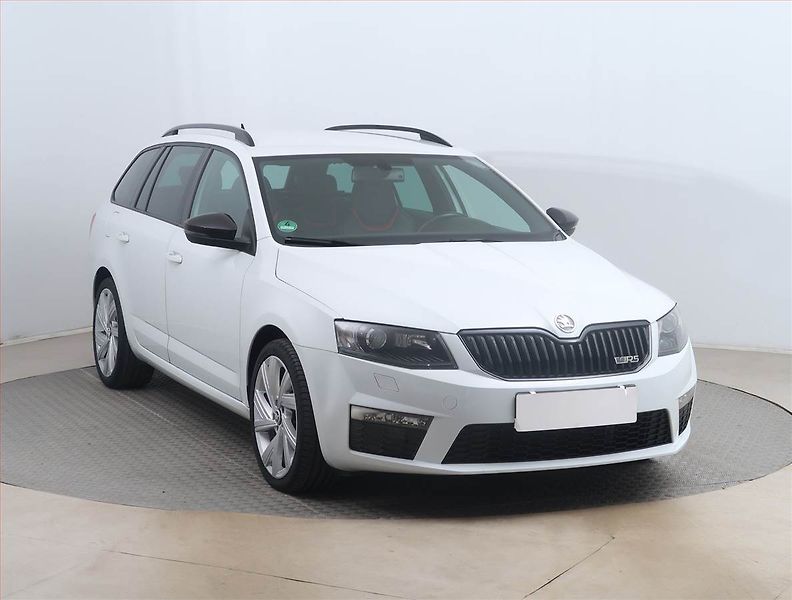 Škoda Octavia (2015) RS 2.0 TDI, Automat, Kůže - fotografie inzerátu