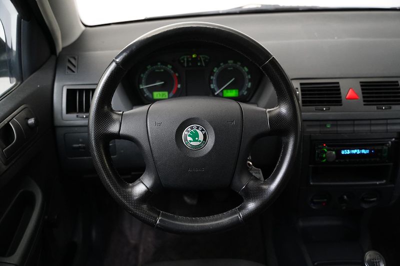 Škoda Fabia - fotka 15 z 20