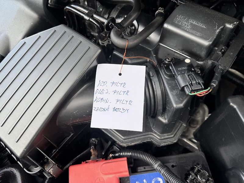 Honda Civic (2006) 1,4i-VTEC,SPORT,rezervace - fotka 29 z 36