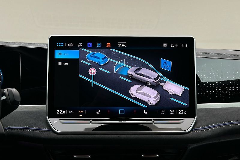 Volkswagen Passat TDI 4M R-Line DCC NezT IQ 360 - fotka 19 z 27