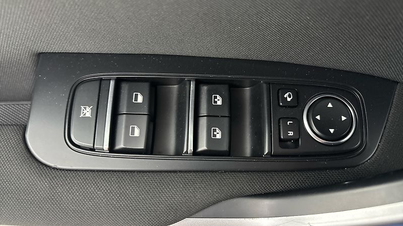 Kia Ceed 1.5 T-GDI Top - fotka 21 z 26