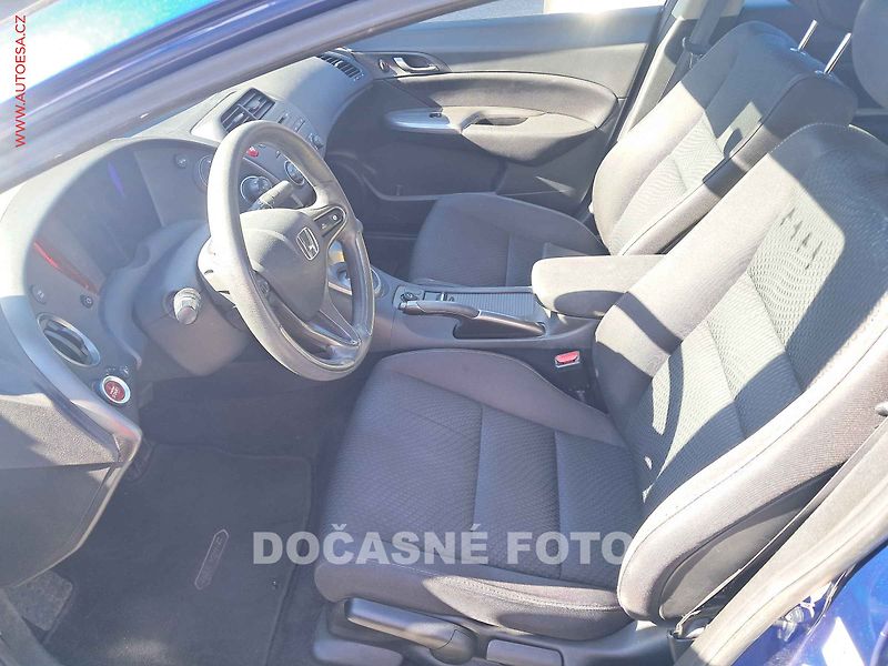Honda Civic (2008) 1.4i V-TEc, ČR, servis.kniha - fotka 3 z 3