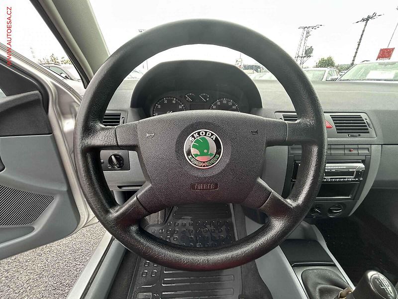 Škoda Fabia (2003) 1.4 MPi, ČR, STK6/28 - fotka 11 z 14