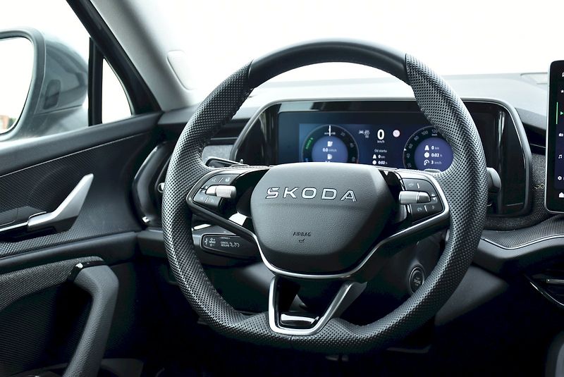 Škoda Kodiaq (2025) iV  PHEV 1.5 TSI 150 kW DSG - fotka 16 z 30