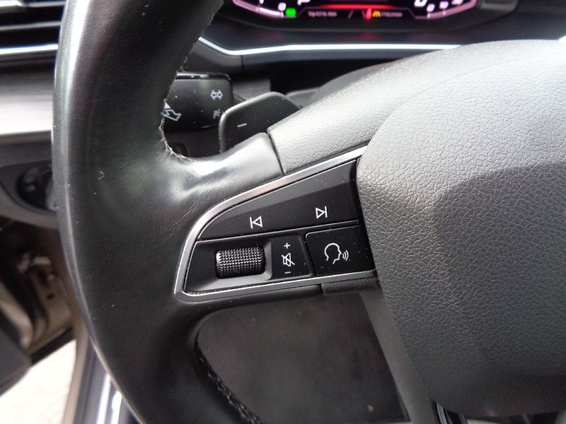 Seat Tarraco 2.0 TDI Excellence 4x4 DSG 110 - fotka 13 z 30