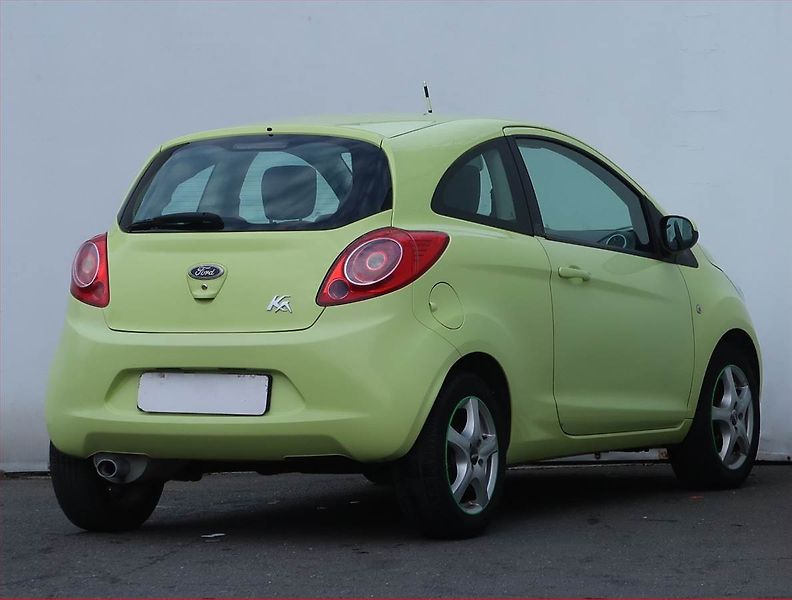 Ford Ka (2010) 1.2 i, po STK, rezervace - fotka 5 z 15
