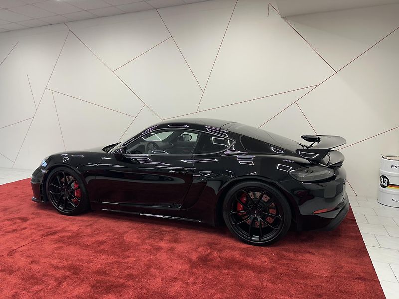 Porsche 718 (2023) Cayman GT4 Facelift*BOSE*LED - fotka 3 z 13
