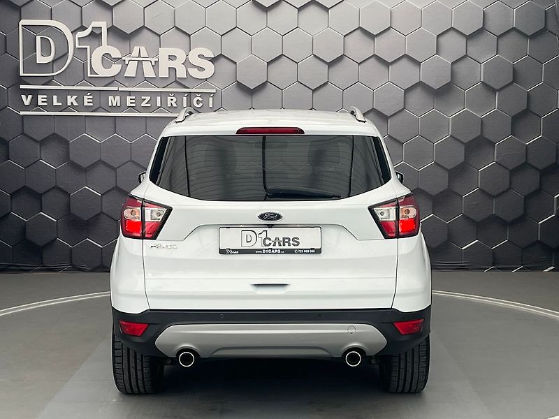 Ford Kuga 2.0 TDCi Titanium Cebia - fotka 3 z 50