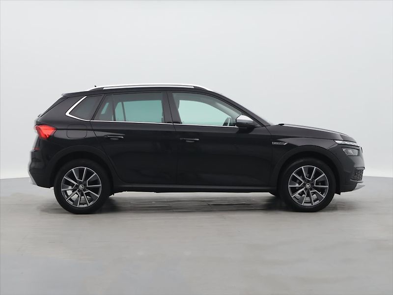 Škoda Kamiq 1,5 TSI 110kW DSG Scout DPH - fotka 8 z 29