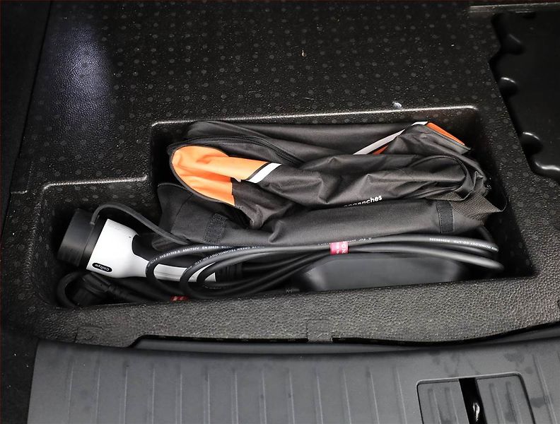 Omoda 9 (2026) SHS 1.5 PHEV - fotka 26 z 26
