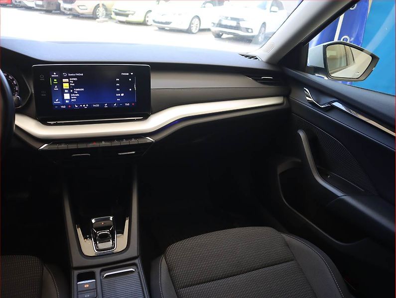 Škoda Octavia (2021) 2.0 TDI, Automat, Serv.kniha - fotka 8 z 24