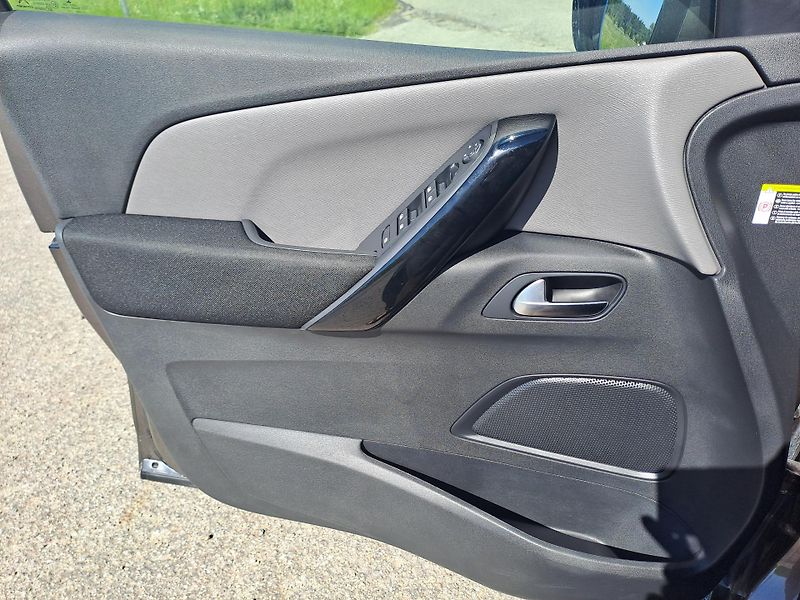 Citroën Grand C4 Picasso 1.6 HDi AUTOMAT, 7 MÍST - fotka 12 z 41