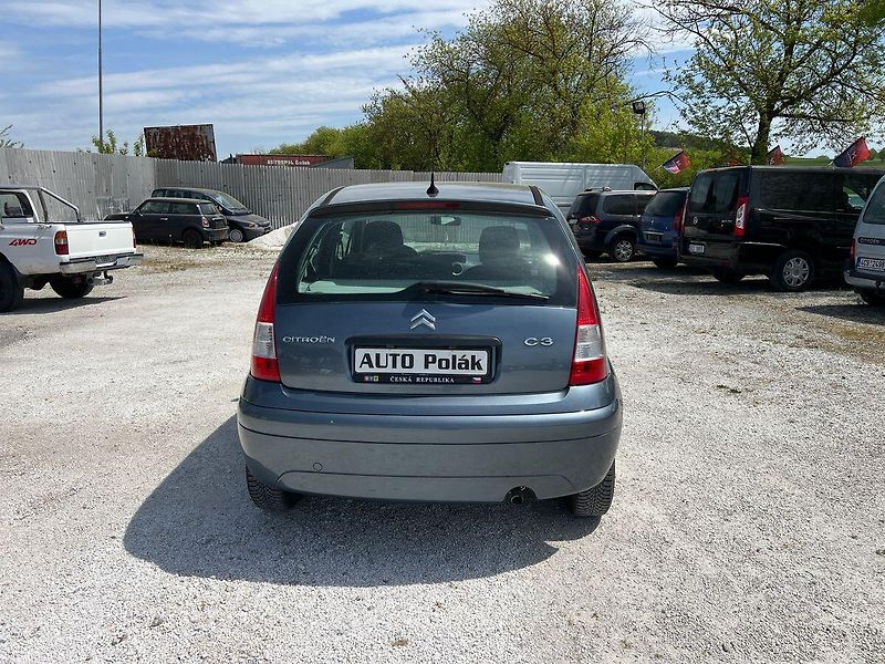Citroën C3 1.4i - fotka 7 z 14