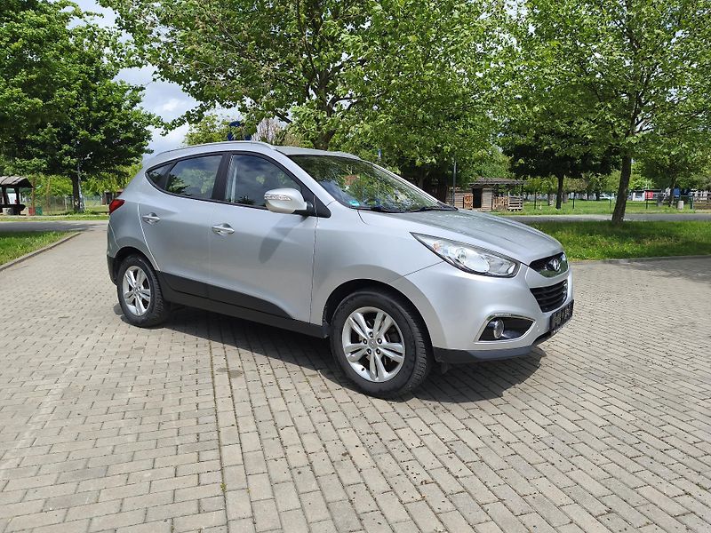 Hyundai ix35 2.0 CRDI - fotka 12 z 21