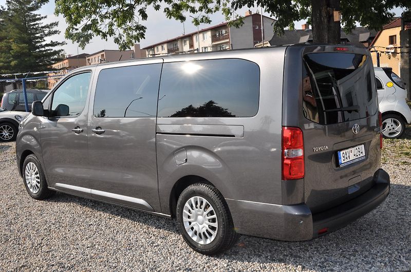 Toyota ProAce Verso 2.0D-4D 106kW L2 - fotka 4 z 21
