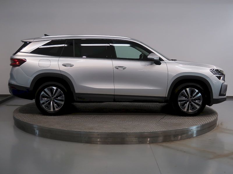Škoda Kodiaq (2025) EXCLUSIVE 2.0TDI 142kW 4X4 WEB - fotka 8 z 44