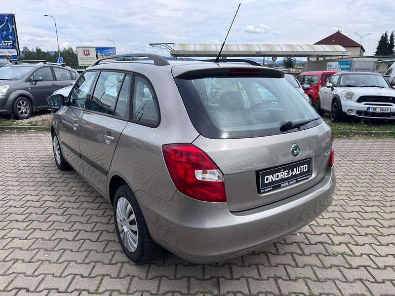 Škoda Fabia (2008) 1,4 16V 63 KW 1. MAJ STK - fotka 3 z 46