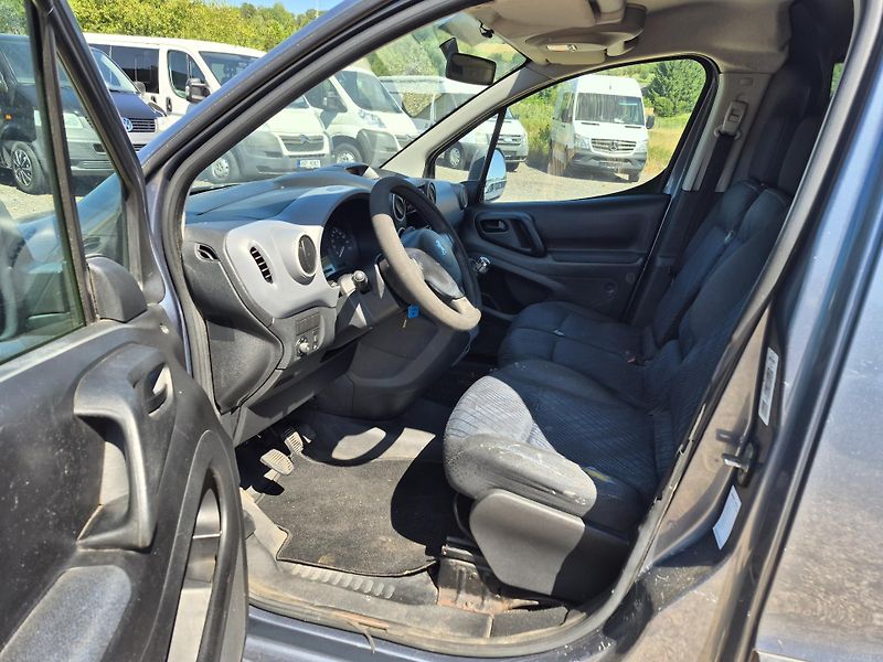 Peugeot Partner (2009) 1.6Hdi 3místa - fotka 17 z 24