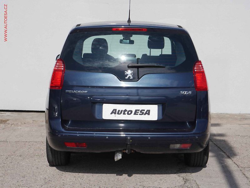 Peugeot 5008 (2012) 1.6 HDi, autoAC, temp - fotka 5 z 18
