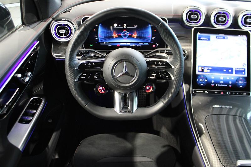 Mercedes-Benz GLC 43 AMG 4MATIC Premium Night/36 - fotka 16 z 39
