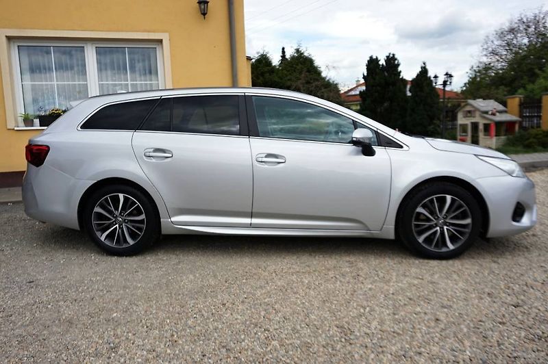 Toyota Avensis (2017) TREND 2,0 D.4D 105 kW - fotka 3 z 49