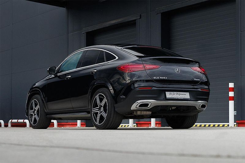 Mercedes-Benz GLE (2025) GLE 450d Coupe 4Matic AMG Line - fotka 14 z 49