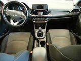 Hyundai i30 (2017) 1.6 CRDi, ČR, AC, temp - náhled 8