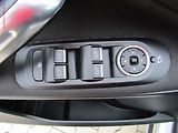 Ford S-MAX (2013) 2.0 TDCi, AC, výhřev sed. - náhled 11