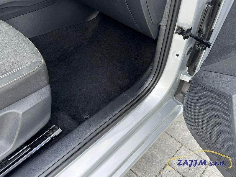Škoda Scala Style 1.5TSi 110kw DSG - fotka 34 z 41