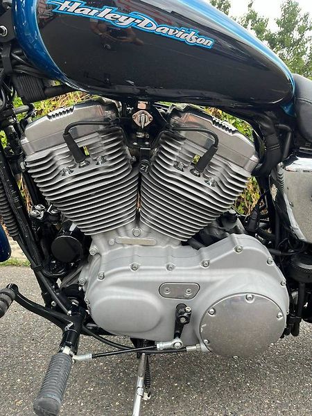 Harley-Davidson (2006) XL 883 C Sportster Custom - fotka 12 z 13