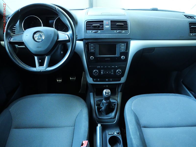 Škoda Yeti (2016) 2.0 TDi 4x4, ČR, AC, TZ - fotka 8 z 19