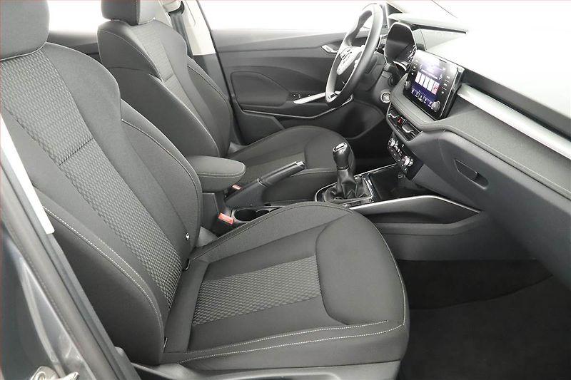 Škoda Fabia (2023) Style Plus 1.0 TSI, Serv.kniha - fotka 7 z 20