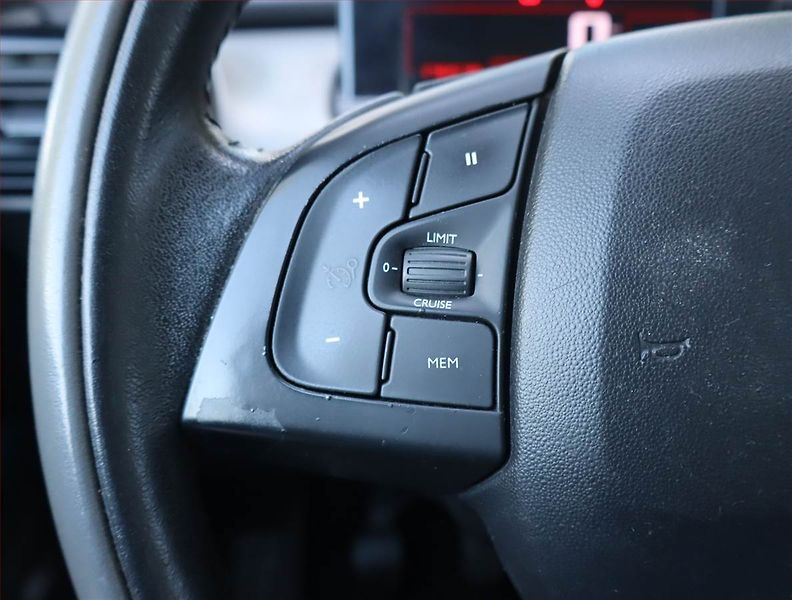 Citroën C4 Cactus (2017) 1.2 PureTech, LPG, Serv.kniha - fotka 18 z 22