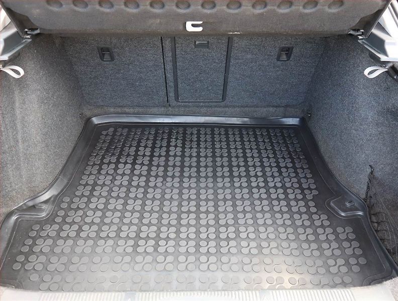 Škoda Octavia (2010) Elegance 2.0 TDI, Xenony - fotka 13 z 15