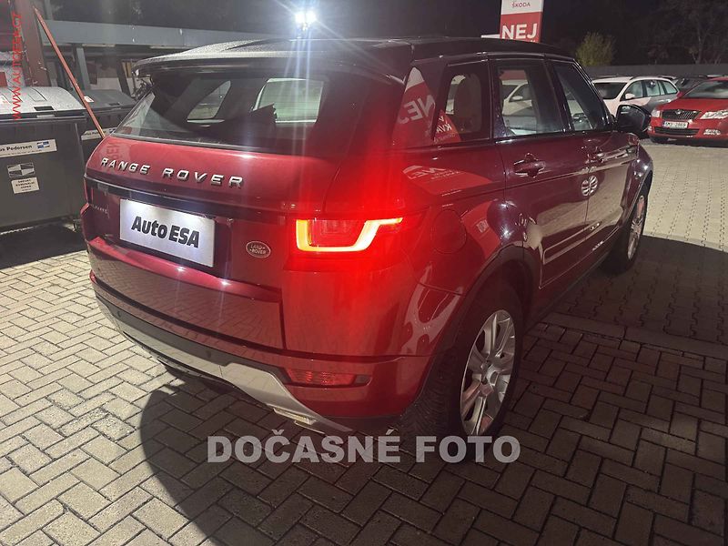 Land Rover Range Rover Evoque (2015) 2.0D 4x4, ČR, AT, navi, bixen - fotka 2 z 3