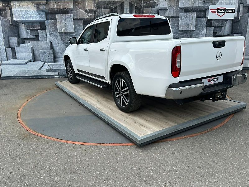 Mercedes-Benz Třídy X (2019) X, 220D, 140KW, 360° - fotka 8 z 26