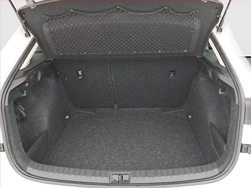 Škoda Scala (2021) Style Plus 1.0 TSI, Serv.kniha - fotka 14 z 19