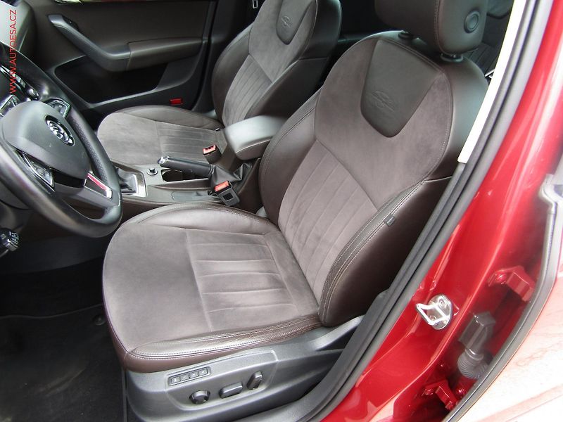 Škoda Octavia (2016) 1.8TSi, 2.maj,ČR, L&K, bixen - fotka 9 z 19