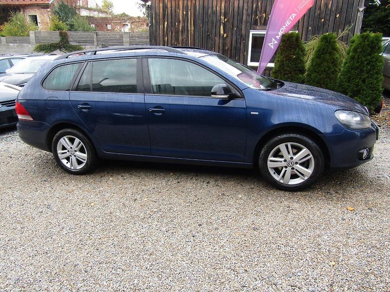 Volkswagen Golf (2012) 1.2 TSI 77kW - fotka 8 z 33