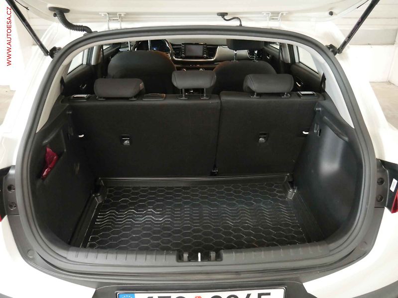 Kia Stonic (2019) 1.2i, 2.maj,ČR, navi, autoAC - fotka 7 z 21