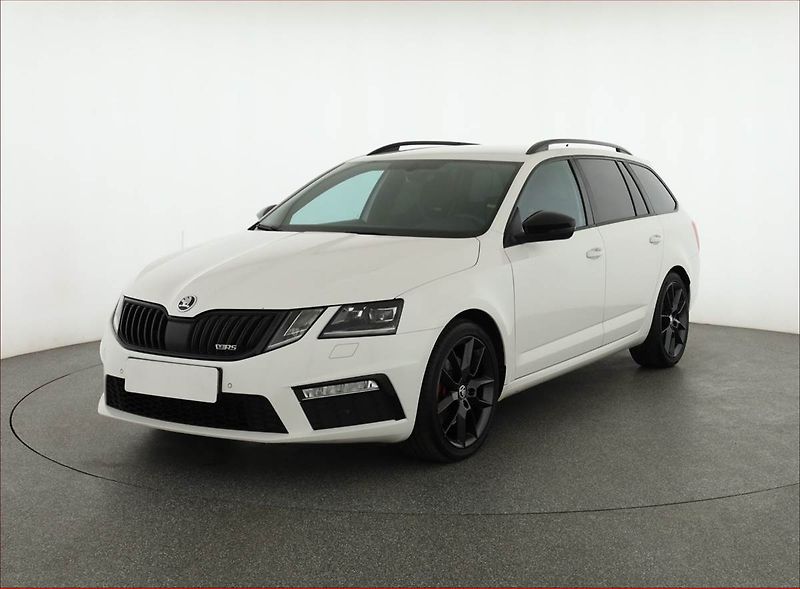 Škoda Octavia (2018) RS 2.0 TDI, Navi, Tempomat - fotka 2 z 21
