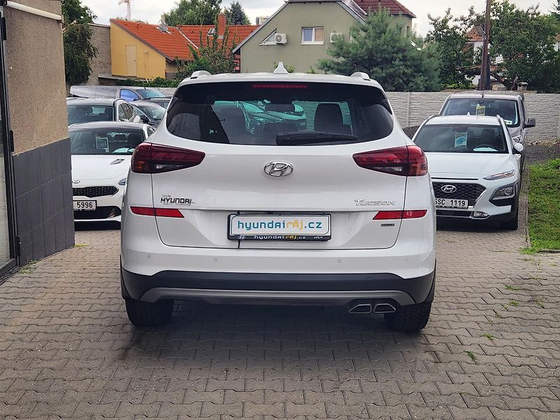 Hyundai Tucson 1.6-4x4-NAVI-KAMERA - fotka 17 z 20