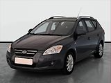 Kia Ceed (2010) 1.6 CRDi, nová STK, rezervace - náhled 1