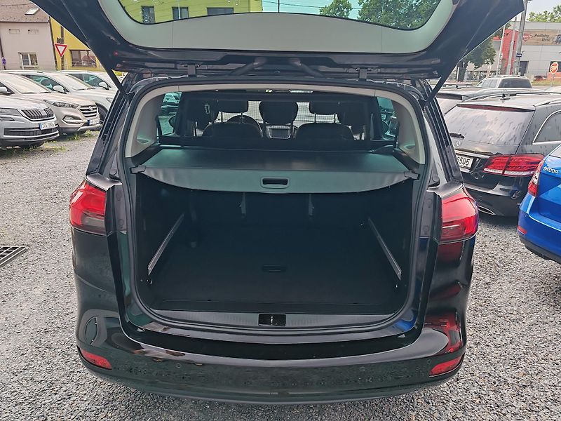 Opel Zafira 1.4 active Tourer - fotka 6 z 24