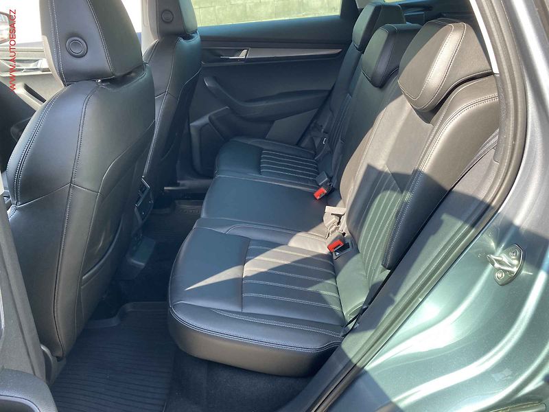 Škoda Karoq (2018) 1.5 TSi, Style, DSG, LED - fotka 10 z 20